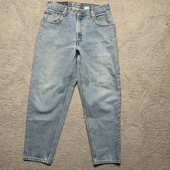 Levi's Other - Vintage Mens Levi’s 560 Loose Fit Tapered Leg Medium Blue Denim Jeans 33x30